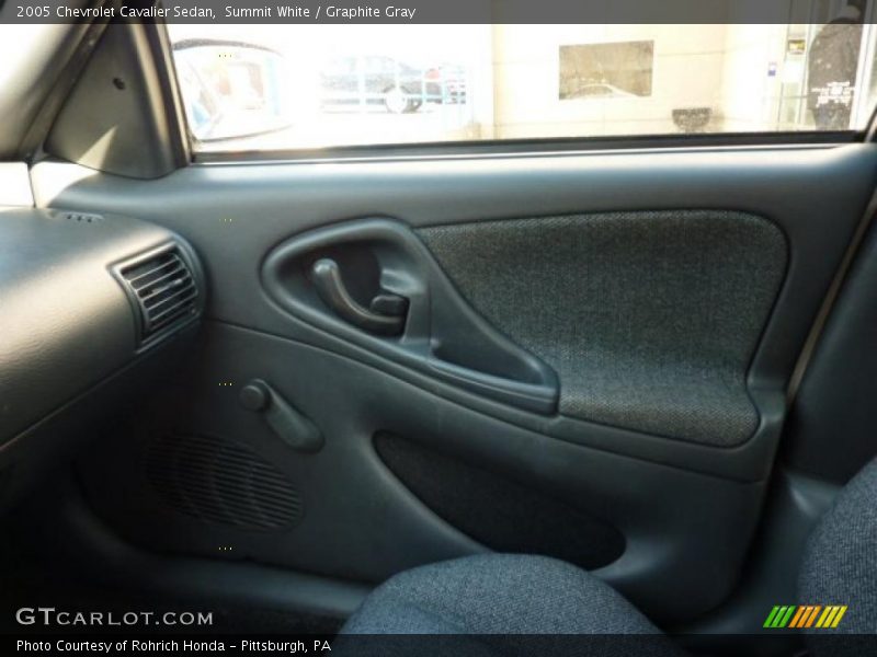 Summit White / Graphite Gray 2005 Chevrolet Cavalier Sedan
