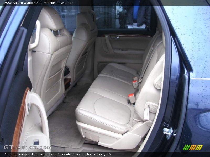  2008 Outlook XR Tan Interior