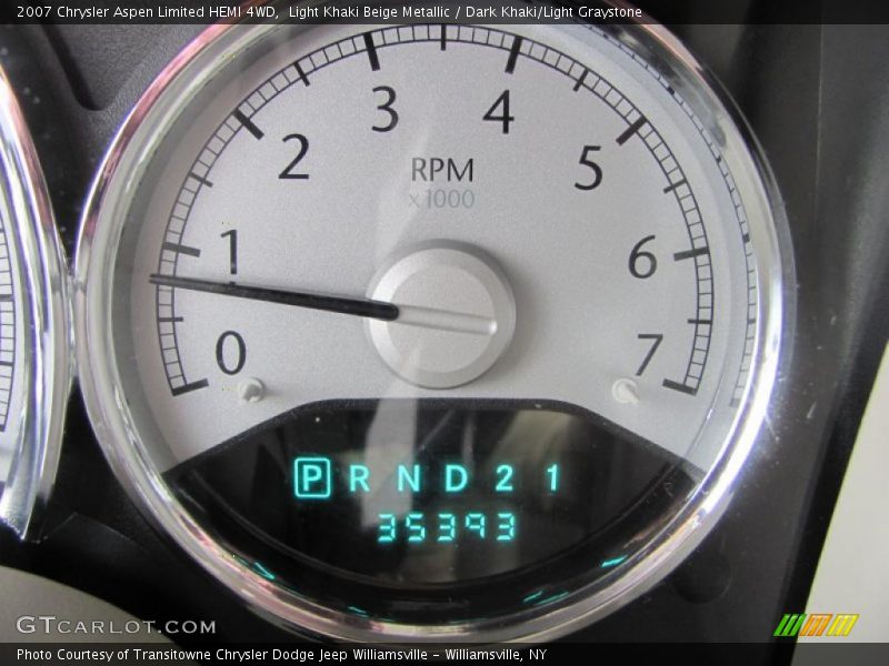 Light Khaki Beige Metallic / Dark Khaki/Light Graystone 2007 Chrysler Aspen Limited HEMI 4WD