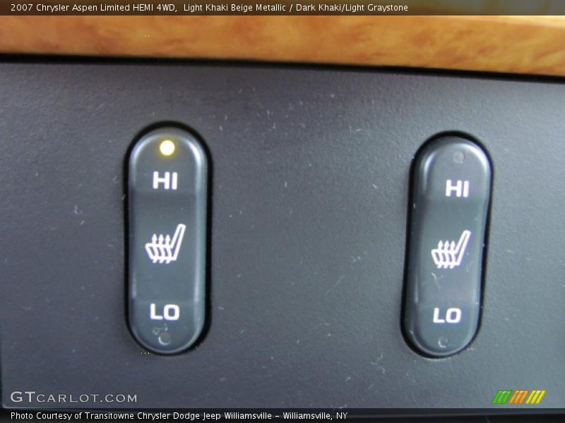 Light Khaki Beige Metallic / Dark Khaki/Light Graystone 2007 Chrysler Aspen Limited HEMI 4WD