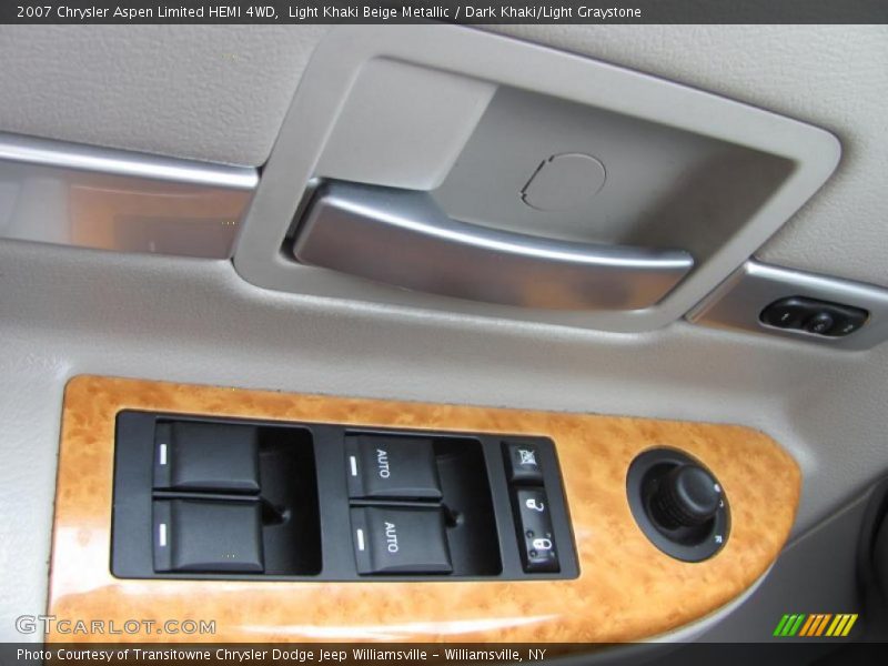 Light Khaki Beige Metallic / Dark Khaki/Light Graystone 2007 Chrysler Aspen Limited HEMI 4WD