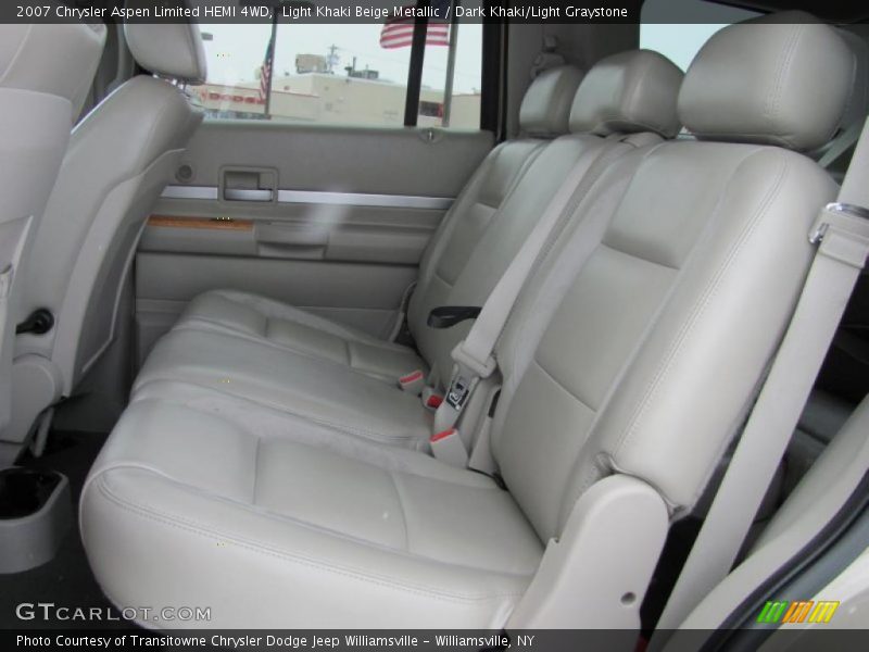 Light Khaki Beige Metallic / Dark Khaki/Light Graystone 2007 Chrysler Aspen Limited HEMI 4WD