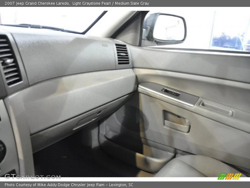 Light Graystone Pearl / Medium Slate Gray 2007 Jeep Grand Cherokee Laredo