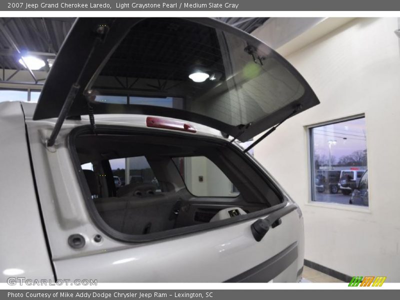 Light Graystone Pearl / Medium Slate Gray 2007 Jeep Grand Cherokee Laredo