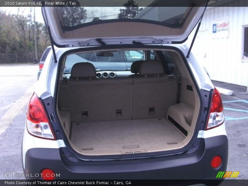Polar White / Tan 2010 Saturn VUE XE
