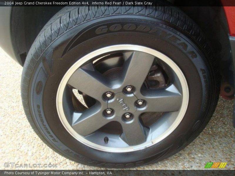  2004 Grand Cherokee Freedom Edition 4x4 Wheel