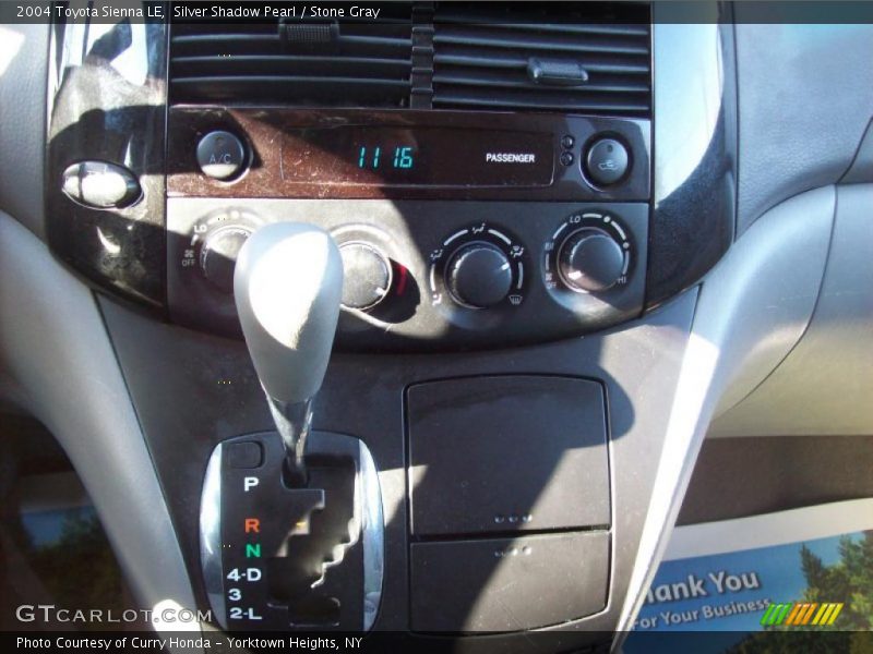 Silver Shadow Pearl / Stone Gray 2004 Toyota Sienna LE