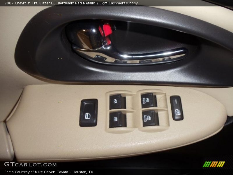 Bordeaux Red Metallic / Light Cashmere/Ebony 2007 Chevrolet TrailBlazer LS