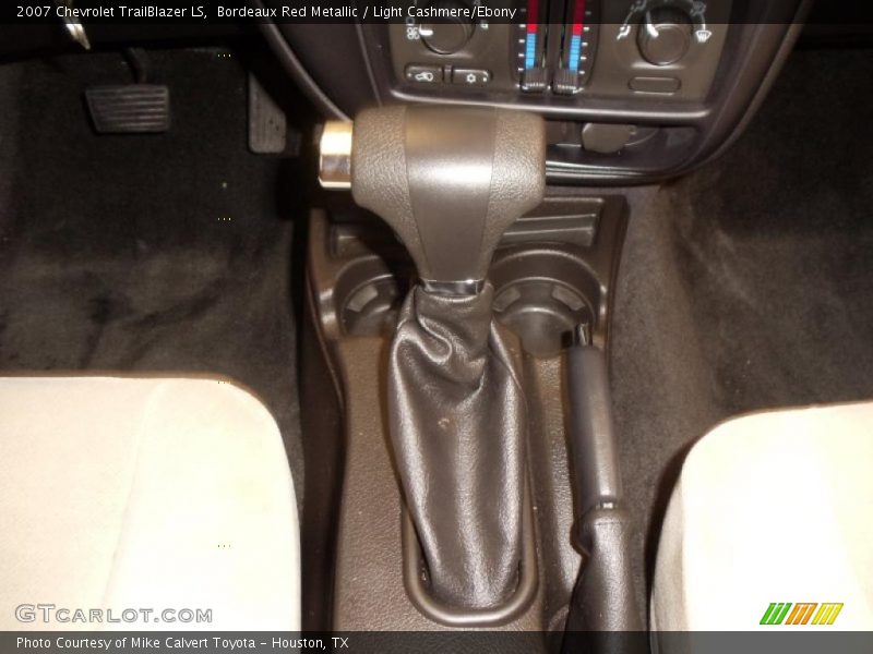 Bordeaux Red Metallic / Light Cashmere/Ebony 2007 Chevrolet TrailBlazer LS