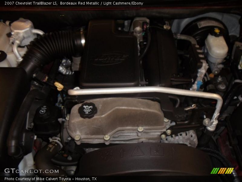 Bordeaux Red Metallic / Light Cashmere/Ebony 2007 Chevrolet TrailBlazer LS
