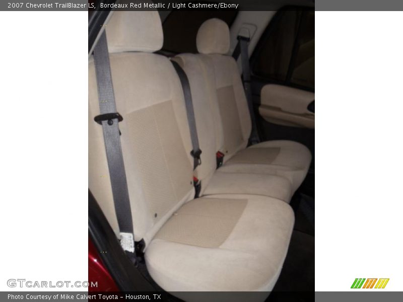 Bordeaux Red Metallic / Light Cashmere/Ebony 2007 Chevrolet TrailBlazer LS