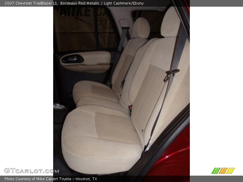 Bordeaux Red Metallic / Light Cashmere/Ebony 2007 Chevrolet TrailBlazer LS