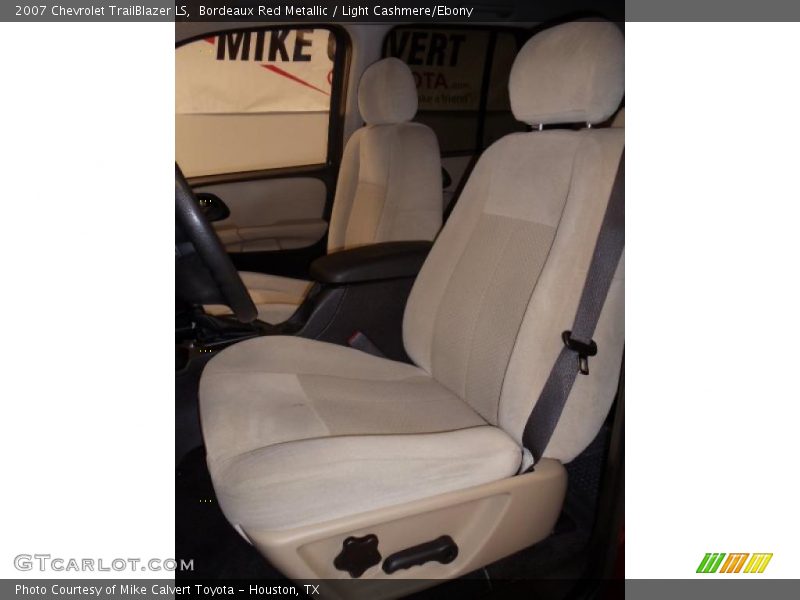 Bordeaux Red Metallic / Light Cashmere/Ebony 2007 Chevrolet TrailBlazer LS