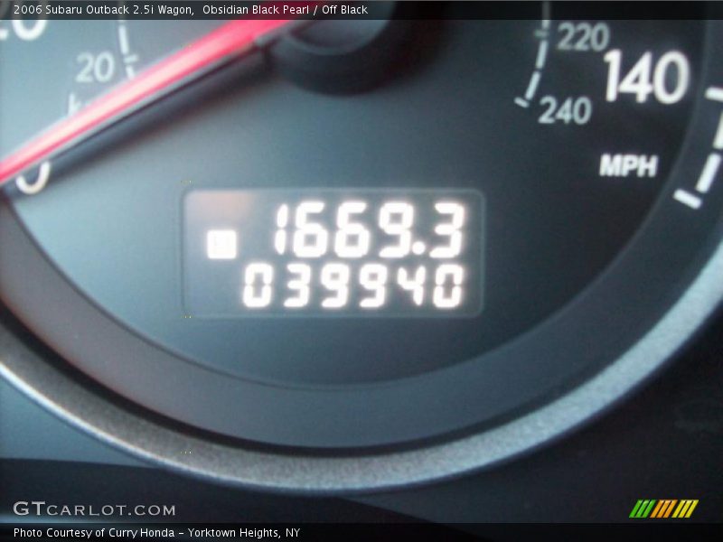 Obsidian Black Pearl / Off Black 2006 Subaru Outback 2.5i Wagon