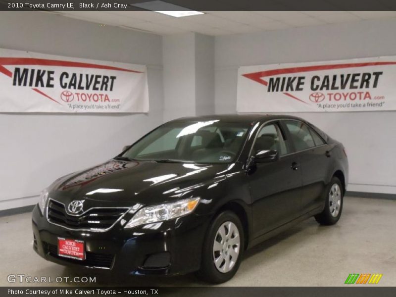 Black / Ash Gray 2010 Toyota Camry LE