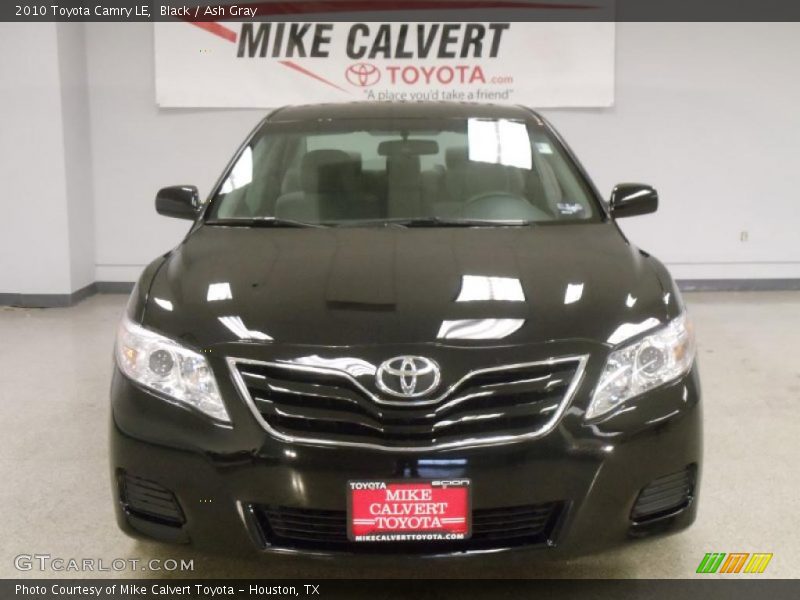 Black / Ash Gray 2010 Toyota Camry LE