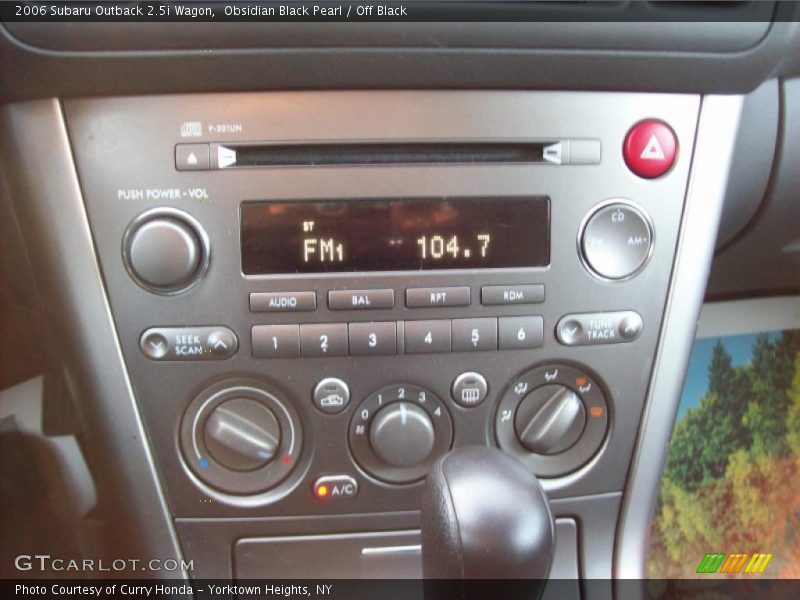 Obsidian Black Pearl / Off Black 2006 Subaru Outback 2.5i Wagon