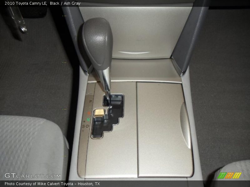 Black / Ash Gray 2010 Toyota Camry LE