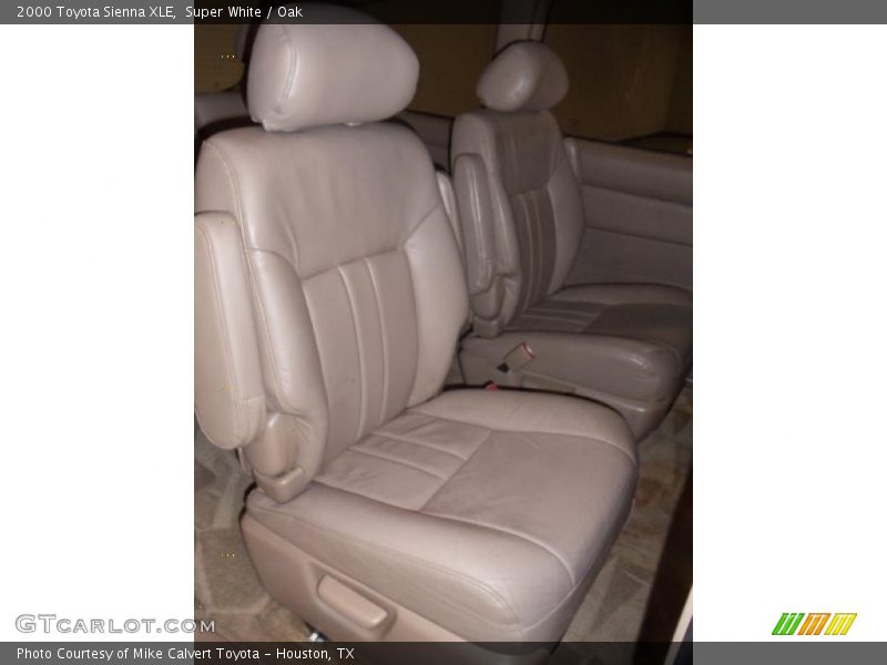 Super White / Oak 2000 Toyota Sienna XLE