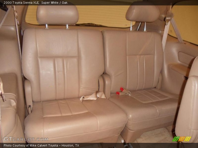 Super White / Oak 2000 Toyota Sienna XLE