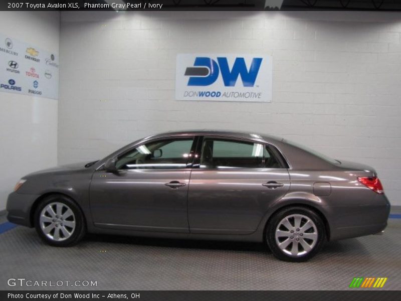 Phantom Gray Pearl / Ivory 2007 Toyota Avalon XLS