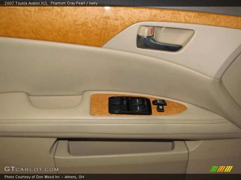 Phantom Gray Pearl / Ivory 2007 Toyota Avalon XLS
