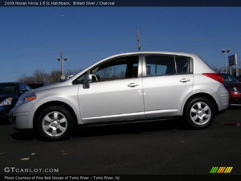 Brillant Silver / Charcoal 2009 Nissan Versa 1.8 SL Hatchback
