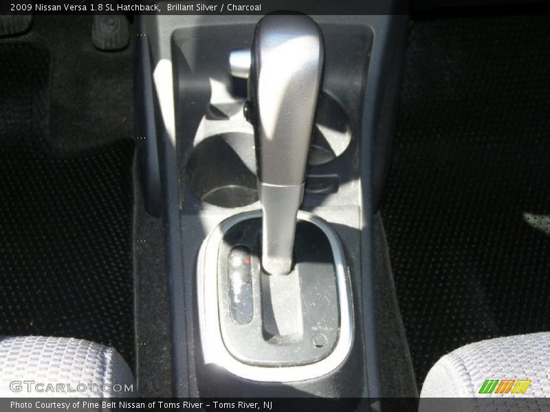 Brillant Silver / Charcoal 2009 Nissan Versa 1.8 SL Hatchback