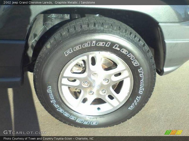  2002 Grand Cherokee Laredo Wheel