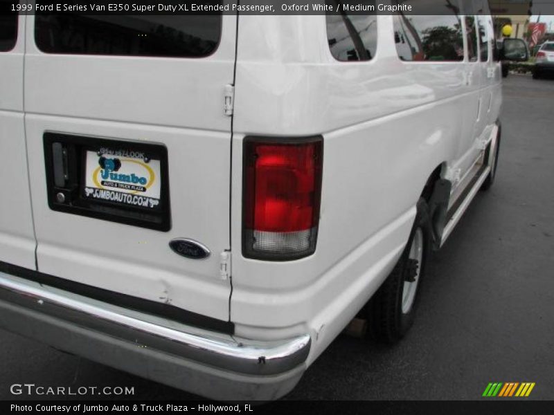 Oxford White / Medium Graphite 1999 Ford E Series Van E350 Super Duty XL Extended Passenger