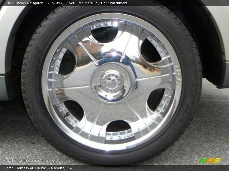 Silver Birch Metallic / Light Parchment 2003 Lincoln Navigator Luxury 4x4