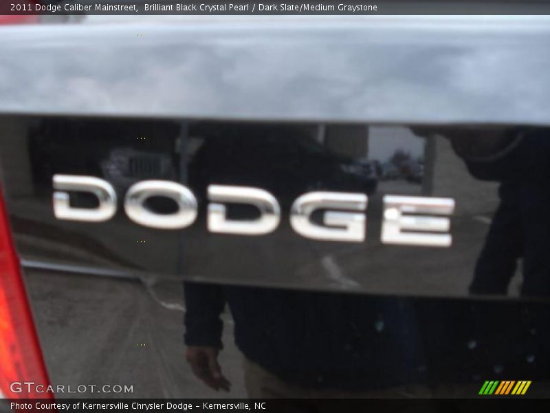 Brilliant Black Crystal Pearl / Dark Slate/Medium Graystone 2011 Dodge Caliber Mainstreet