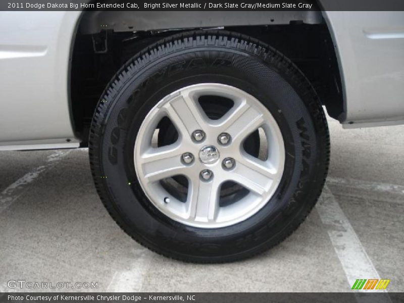 Bright Silver Metallic / Dark Slate Gray/Medium Slate Gray 2011 Dodge Dakota Big Horn Extended Cab