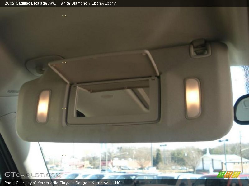 White Diamond / Ebony/Ebony 2009 Cadillac Escalade AWD