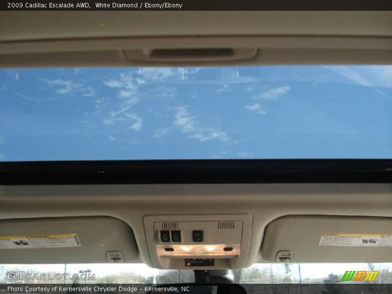 White Diamond / Ebony/Ebony 2009 Cadillac Escalade AWD