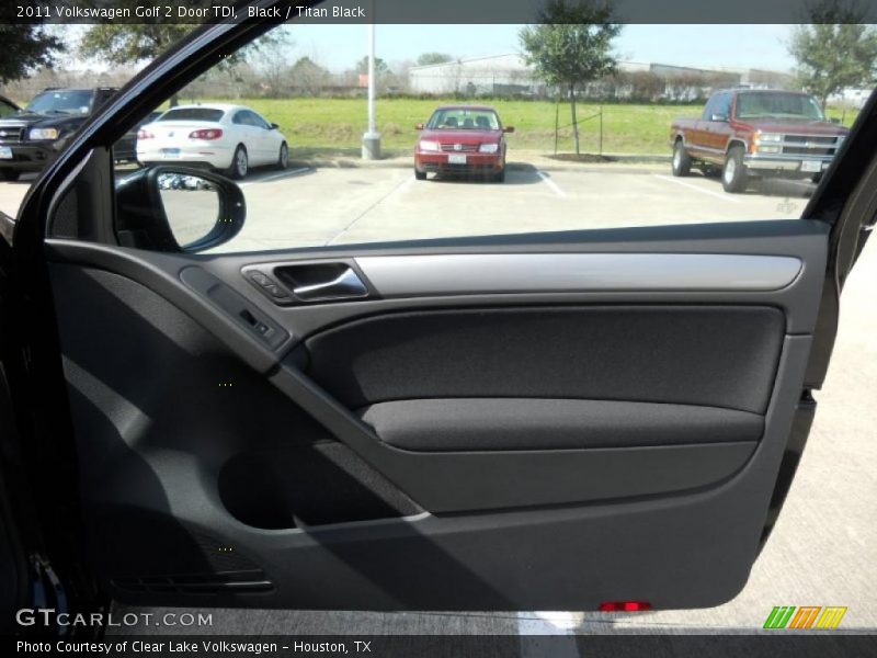 Black / Titan Black 2011 Volkswagen Golf 2 Door TDI