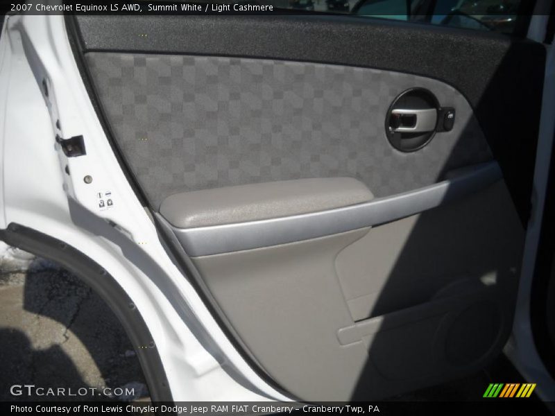 Summit White / Light Cashmere 2007 Chevrolet Equinox LS AWD
