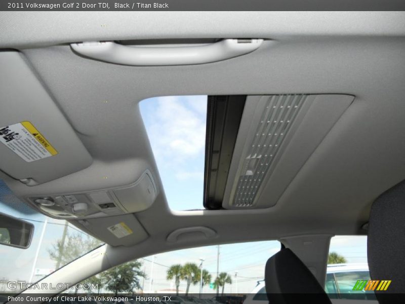 Black / Titan Black 2011 Volkswagen Golf 2 Door TDI