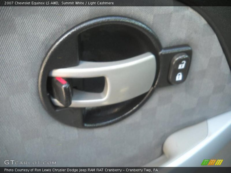 Summit White / Light Cashmere 2007 Chevrolet Equinox LS AWD