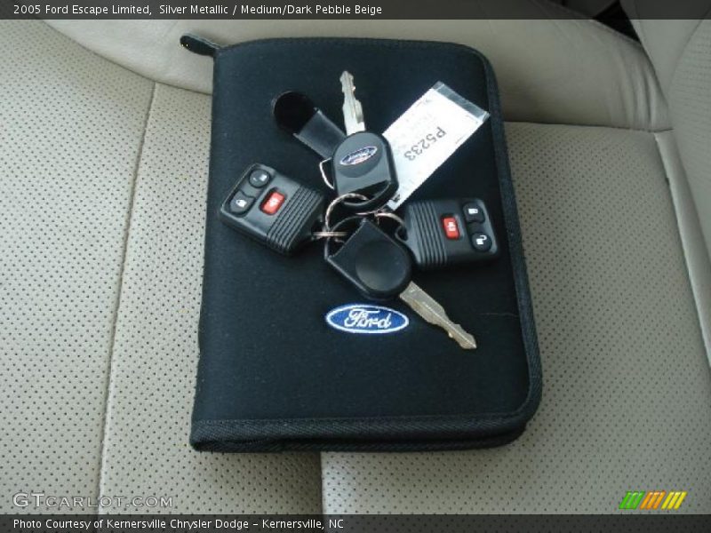 Silver Metallic / Medium/Dark Pebble Beige 2005 Ford Escape Limited