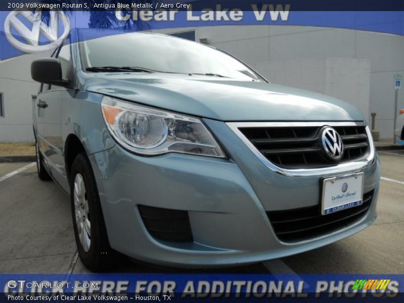 Antigua Blue Metallic / Aero Grey 2009 Volkswagen Routan S