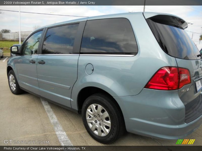 Antigua Blue Metallic / Aero Grey 2009 Volkswagen Routan S
