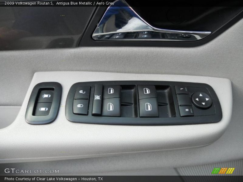 Antigua Blue Metallic / Aero Grey 2009 Volkswagen Routan S