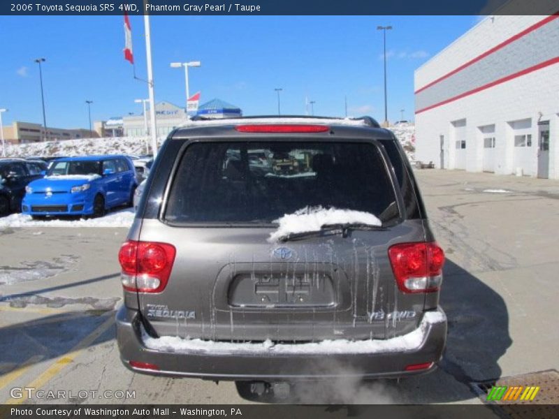 Phantom Gray Pearl / Taupe 2006 Toyota Sequoia SR5 4WD