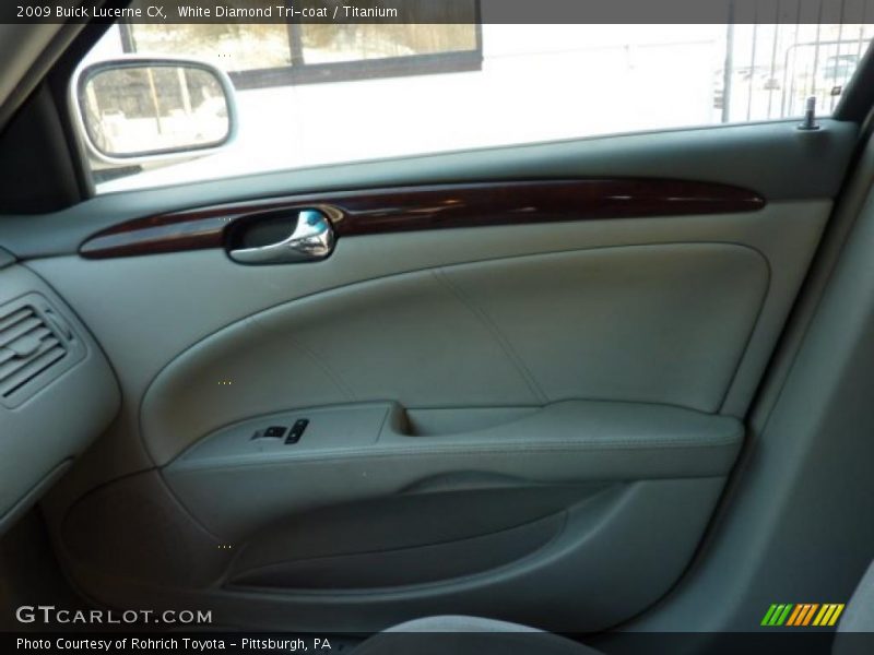 White Diamond Tri-coat / Titanium 2009 Buick Lucerne CX