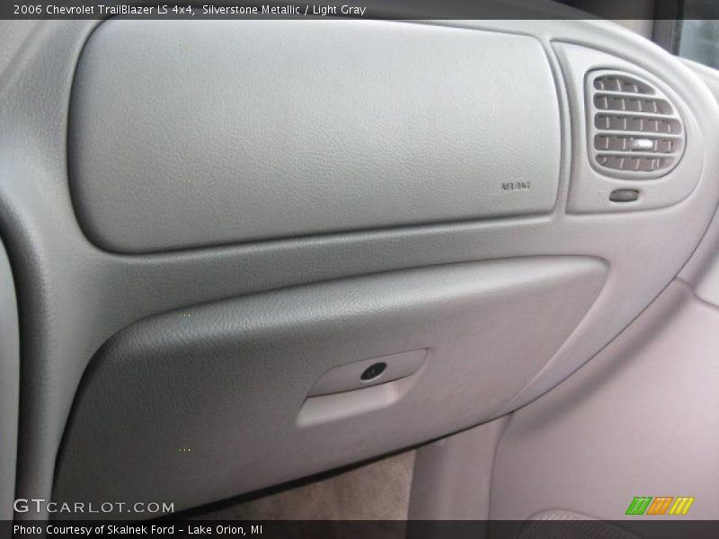 Silverstone Metallic / Light Gray 2006 Chevrolet TrailBlazer LS 4x4