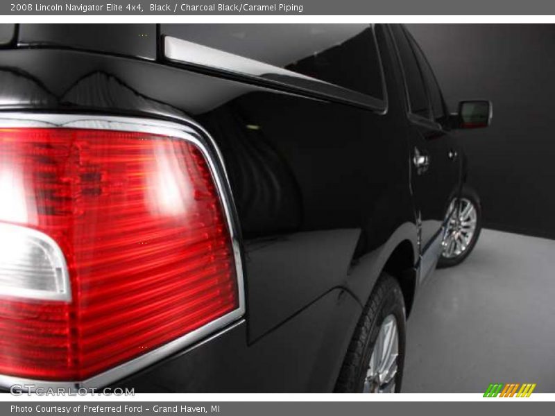 Black / Charcoal Black/Caramel Piping 2008 Lincoln Navigator Elite 4x4