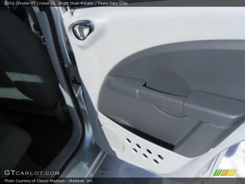 Bright Silver Metallic / Pastel Slate Gray 2009 Chrysler PT Cruiser LX