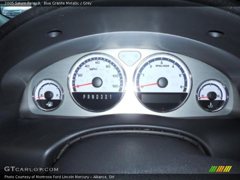 Blue Granite Metallic / Grey 2005 Saturn Relay 3
