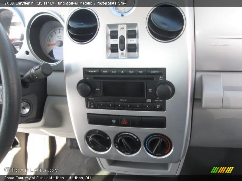 Bright Silver Metallic / Pastel Slate Gray 2009 Chrysler PT Cruiser LX